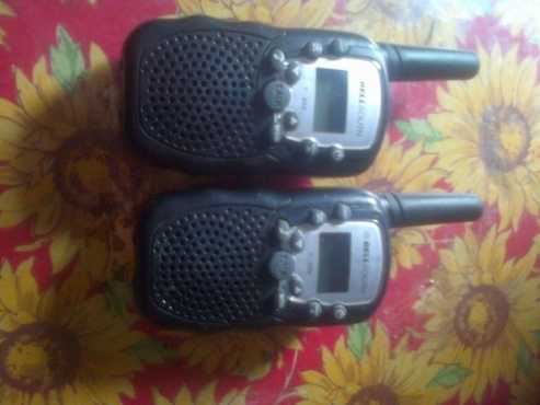 2 rigtings radios