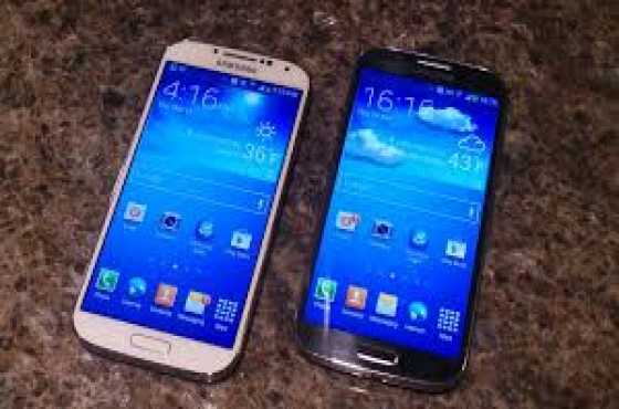 2 Samsung galaxy S4, Mint phones With all Accessories