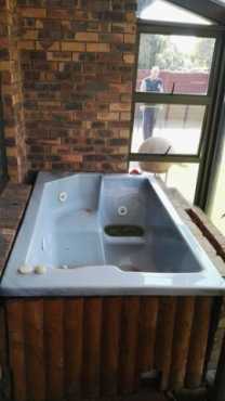 2 Seater Jacuzzi