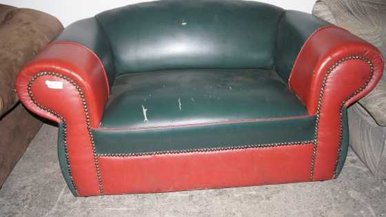 2 Seater Leather Couch S015775A