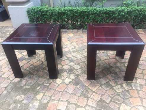 2 side tables