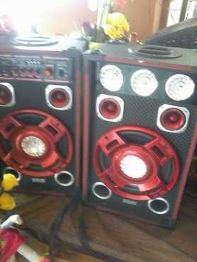 2 speakers