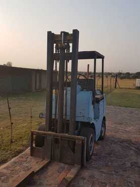 2 Ton Forklift