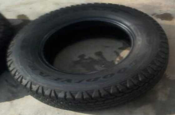 2 X Bakkie Tyres 2457016 At R650