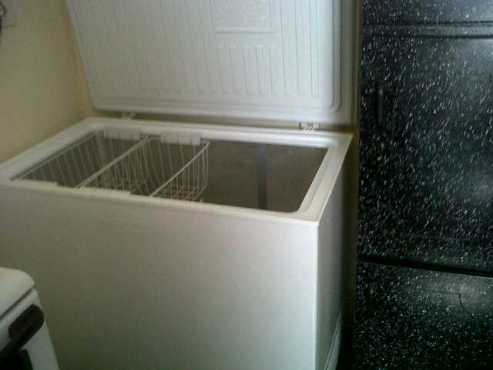 2 x chest freezers for sale