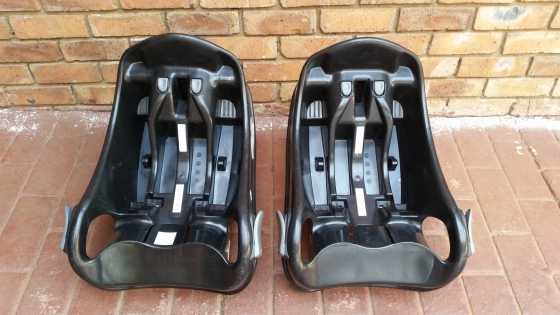 2 x Graco Car Seat Base