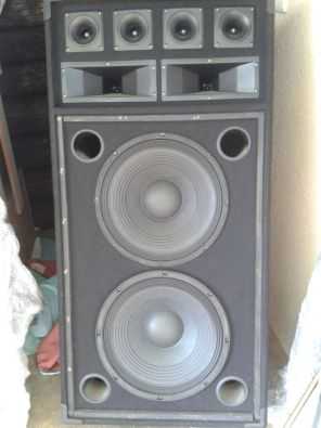 2 X Hybrid speakers