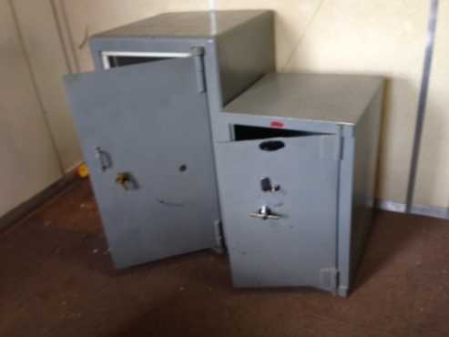 2 X SAFES FOR SALE MAKE ME AN OFFER