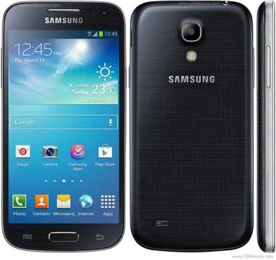 2 x Samsung Galaxy S4 Mini