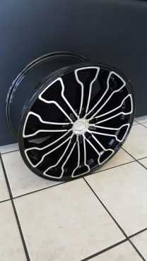 20 x 9 , Spyder Wheels , 5 x 130 pcd