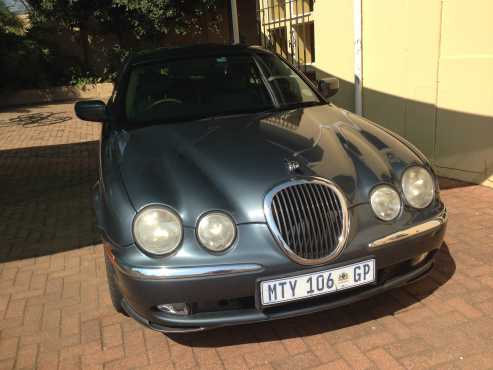 2000 JAGUAR S TYPE,like new,only 145000km,bargain.automatic