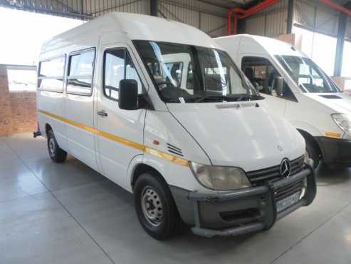 2000 Mercedes Benz Sprinter 313 CDi 15 Seater(217116kms)