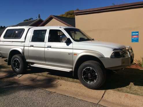 2000 Mitsubishi Colt V6 Double Cab Auto 4x4