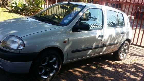 2000 Renault Clio 1.4