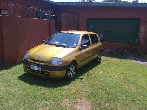 2000 Renault clio 1.4 or swop