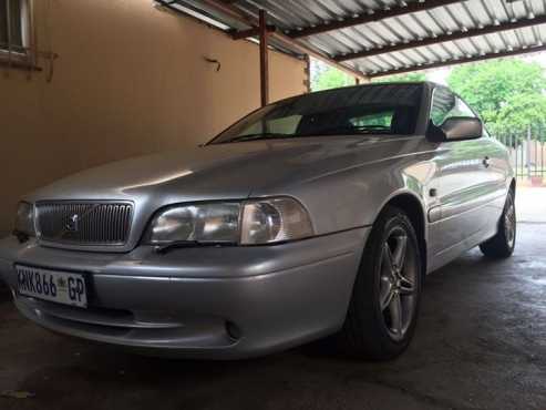 2000 Volvo C70 2dr Coupe