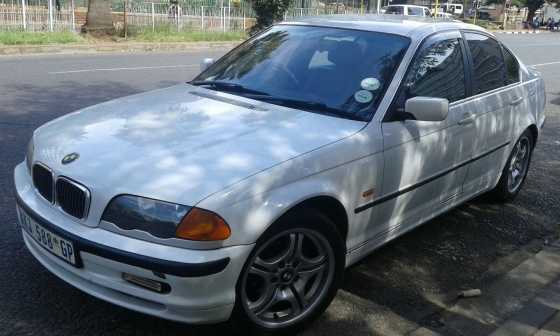 2001 BMW 325i for sale.