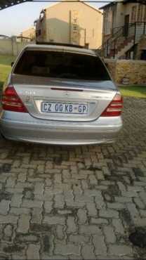2001 C200 Compressor merc benz for sale