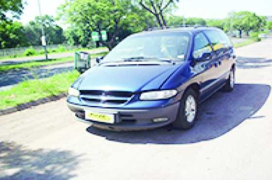 2001 Chrysler Voyager