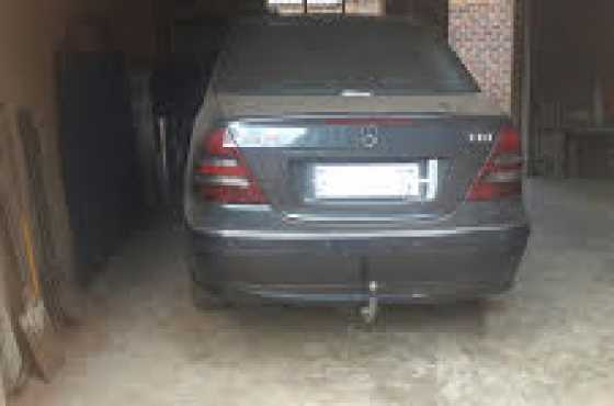 2001 Mercedes-Benz C-Class Auto Sedan Complete Vehicle to be Stripped for Spares STRICTLY