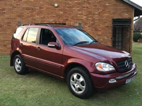 2001 Mercedes benz ML320  Automatic