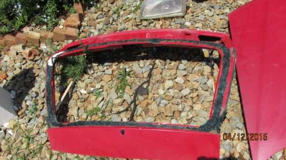 2001 Volvo V40 tailgate shell