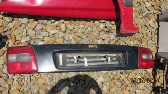 2001 Volvo V40 tailgate taillights