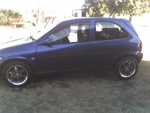 2002 1.6i Opel Corsa to swop for Datsun 1400 Bakkie