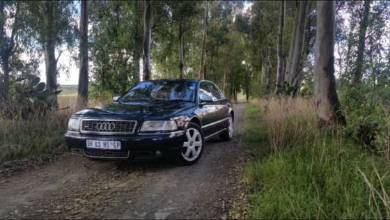 2002 Audi S8 Quattro Tiptronic in great condition