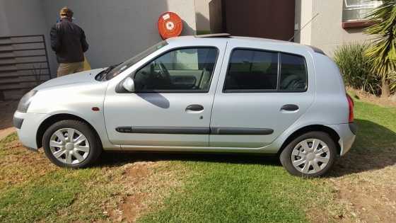 2002 Clio 1.4
