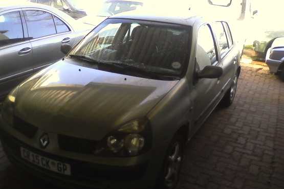2002 ClIO GREEN 2004  224000KM