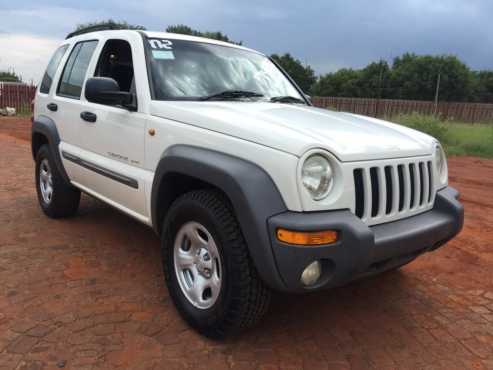 2002 jeep cherokee 2.4 sport