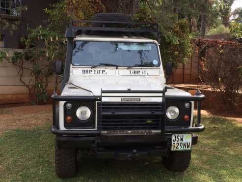 2002 Land Rover Defender 90 TD5, 255 000km Full Service History,