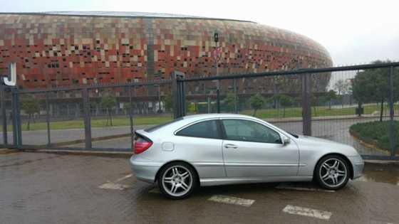 2002 Mercedes Benz c230 coupe