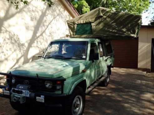 2002 Toyota Land Cruiser Double Cab 70-Series 1HZ 4.2 Diesel Camping