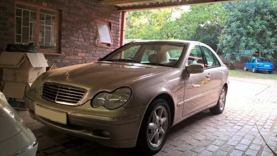 2003 C240 Mercedes Benz