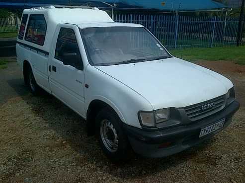 2003 Isuzu KB200 Bakkie   quotBEST BARGAIN - Dont Miss Outquot