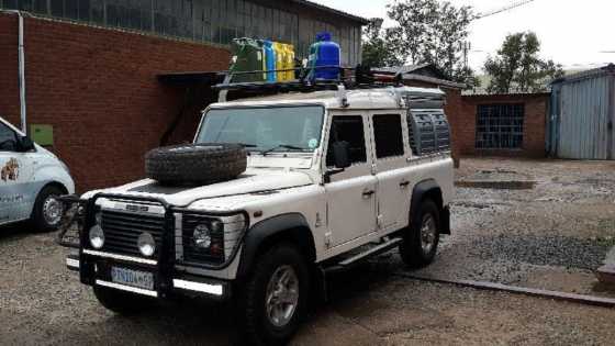 2003 Land Rover Defender Double Cab 4X4