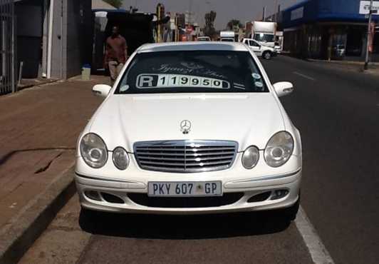 2003 MERC BENZ E240 ELEGANCE - AUTOMATIC- EXCELENT CONDITION