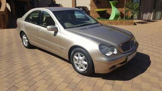 2003 Mercedes-Benz C200 ELEGANCE