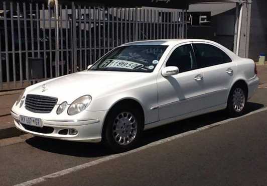 2003 Mercedes Benz E240 Elegance Automatic - Excelent Condition -