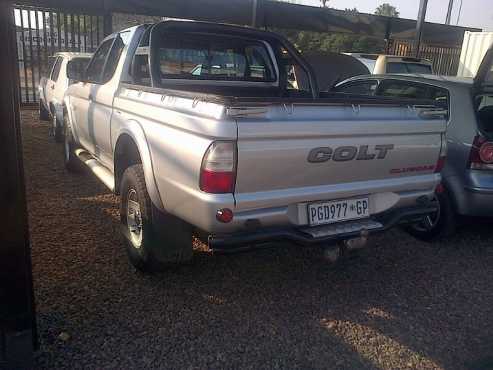 2003 Mitsubishi Colt