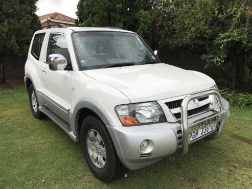 2003 Mitsubishi Pajero 3.2 Di-D S.W.B Manual