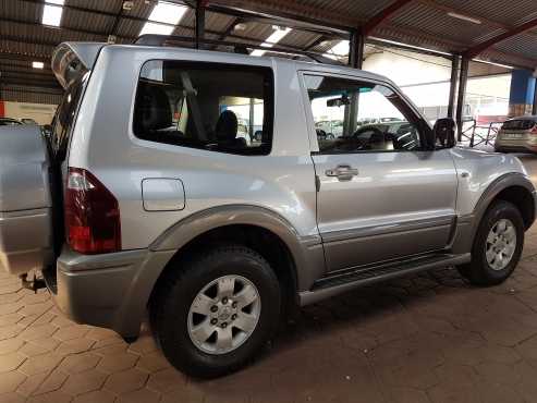 2003 Mitsubishi Pajero 3.2 DID 4X4 for sale Tow bar, nudge bar, electric windows and mirrors, leathe