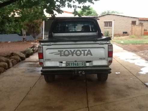 2003  Toyota Hilux