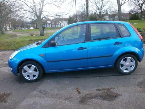 2004 Ford Fiesta