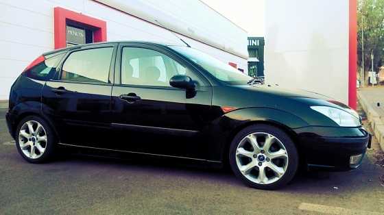 2004 Ford Focus Hatchback