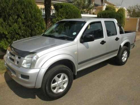 2004 Isuzu Kb Series 240 double cab le for sale Mint condition for more info call 011053735