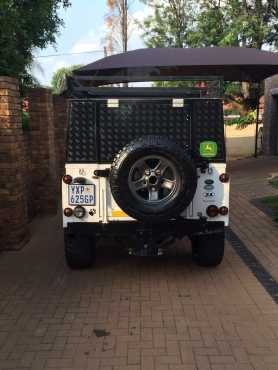 2004 Land Rover Defender 110 TD5 DC