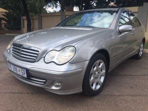 2004 Merc C270 CDi Elegance Auto, Neat